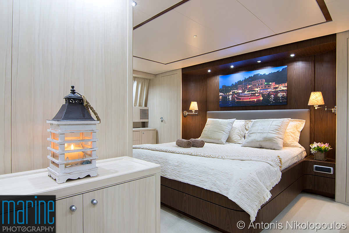 luxury_motor_yacht_interior_cabin_master_118_5244