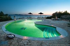 villa_swimming_pool_160