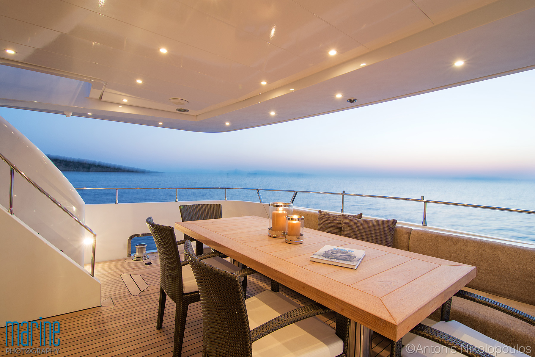 luxury_motor_yacht_exterior_sunset_greece_nikolopoulos_317_0125