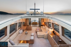 luxury_motor_yacht_lounge_exterior_218_9636